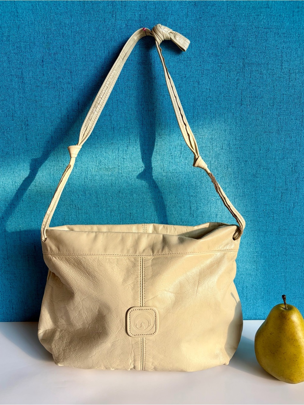 Vintage 70’s cream-colored leather hobo shoulder bag